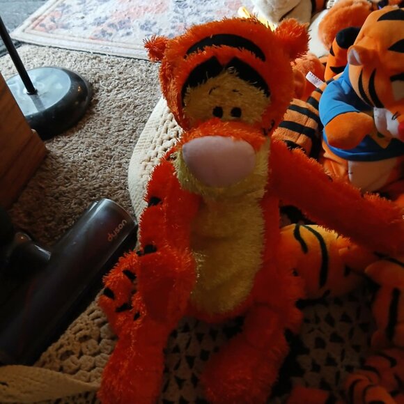 Tiggers - Picture 8 of 10